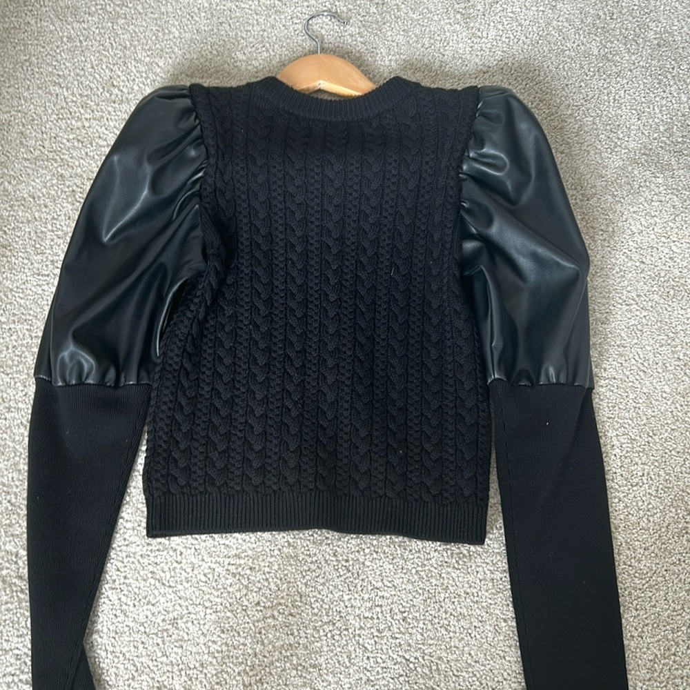 Alice and Olivia sweater - Picture 3 of 12